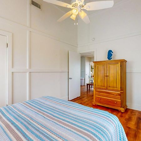 Daydream Hideaway Villa Галф Шорс Екстериор снимка